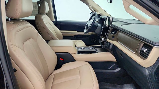 2023 Ford Expedition Limited 4x4 w/ Equipment 302A, HD Trailer Tow Pkg, 15.5'' Screen - 22986478 - 25