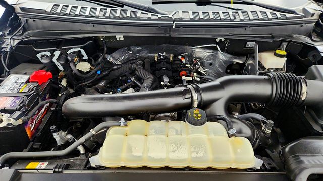 2023 Ford Expedition Limited 4x4 w/ Equipment 302A, HD Trailer Tow Pkg, 15.5'' Screen - 22986478 - 28