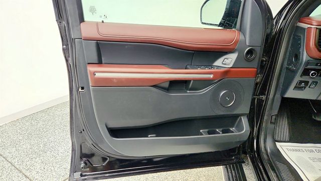 2023 Ford Expedition Limited 4x4 w/ Equipment 302A & Heavy-Duty Trailer Tow Package - 23014279 - 10