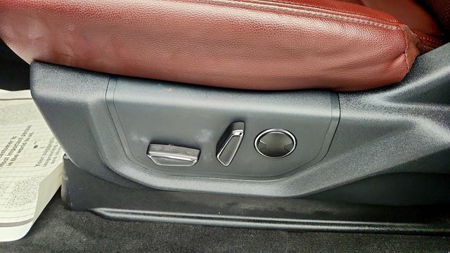 2023 Ford Expedition Limited 4x4 w/ Equipment 302A & Heavy-Duty Trailer Tow Package - 23014279 - 11