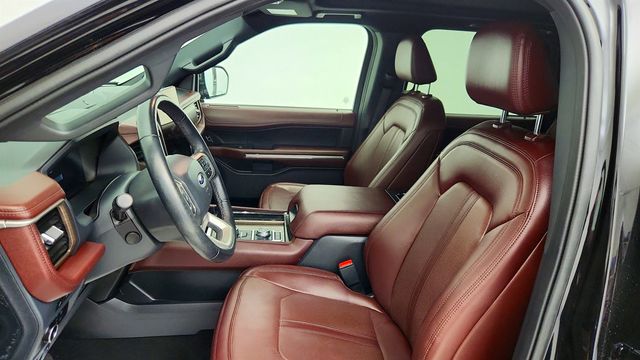 2023 Ford Expedition Limited 4x4 w/ Equipment 302A & Heavy-Duty Trailer Tow Package - 23014279 - 19