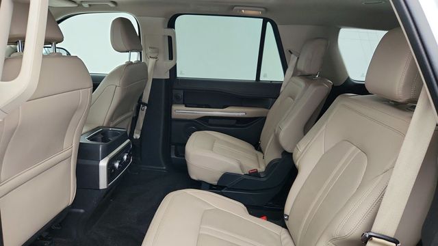 2023 Ford Expedition Limited 4x4 with Equip. 302A, HD Trailer Tow Pkg & 15.5'' Screen - 22955776 - 21