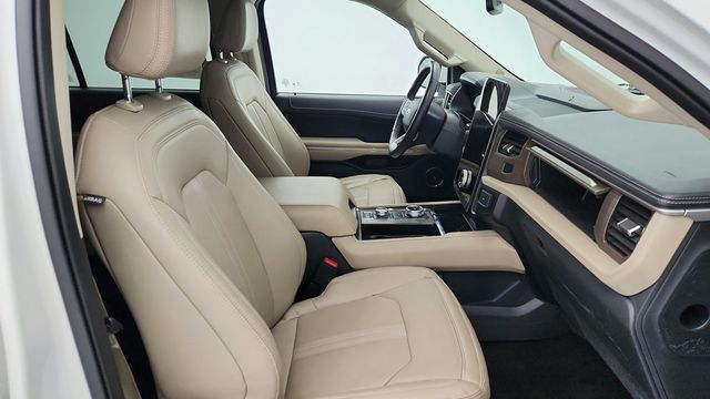 2023 Ford Expedition Limited 4x4 with Equip. 302A, HD Trailer Tow Pkg & 15.5'' Screen - 22955776 - 25