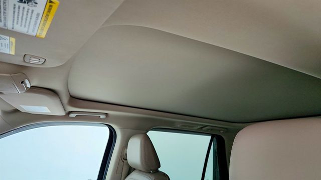 2023 Ford Expedition Limited 4x4 with Equipment 302A and HD Trailer Tow Package - 22972024 - 9