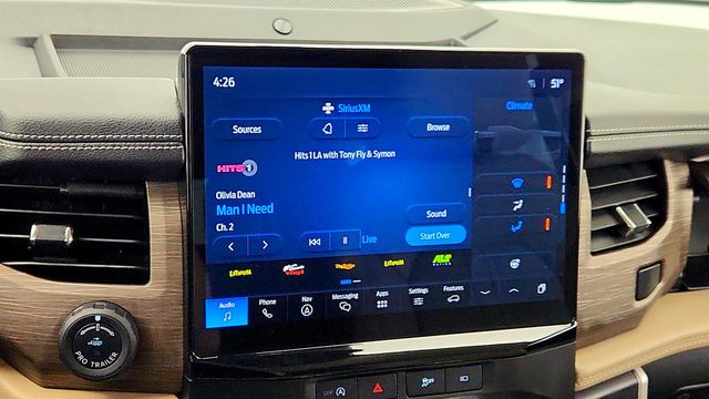 2023 Ford Expedition Limited 4x4 with Equipment 302A and HD Trailer Tow Package - 22972024 - 18