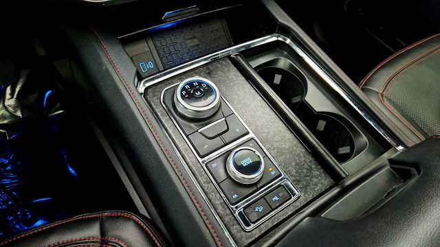 2023 Ford Expedition Limited 4x4 with Equipment Group 304A and HD Trailer Tow Package - 22981815 - 16