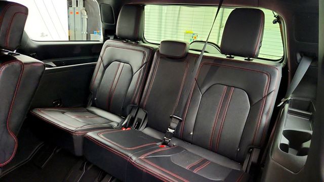 2023 Ford Expedition Limited 4x4 with Equipment Group 304A and HD Trailer Tow Package - 22981815 - 22