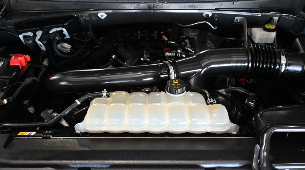 Ford Expedition photo 24
