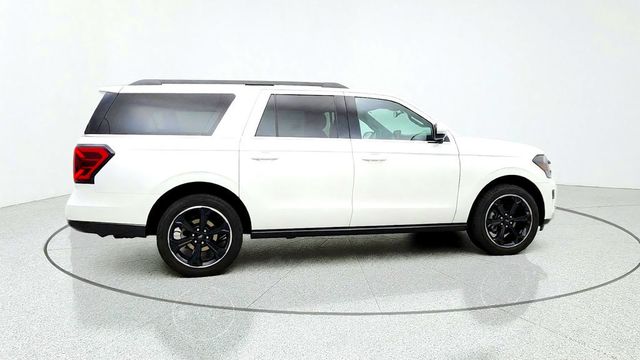 2023 Ford Expedition Max Limited 4x4 Stealth Edition w/ 15.5'' Screen & HD Tow - 23100862 - 3