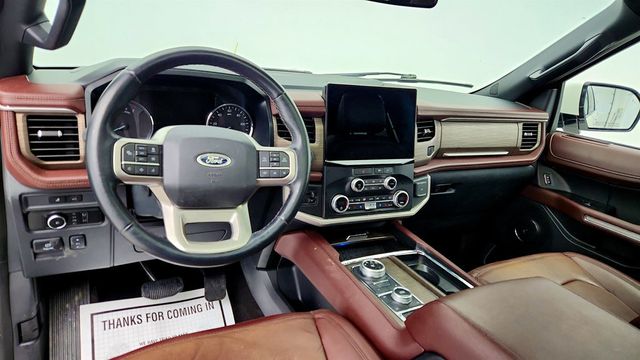 2023 Ford Expedition Max Limited 4x4 with Equipment 302A and HD Trailer Tow Package - 22979638 - 11