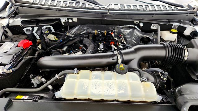 2023 Ford Expedition Max Limited 4x4 with Equipment 302A and HD Trailer Tow Package - 22979638 - 24