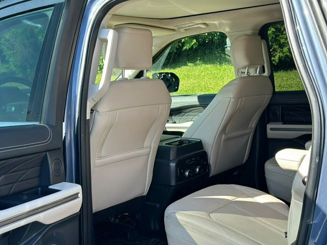 2023 Ford Expedition Max Platinum 4x4 - 22912239 - 11