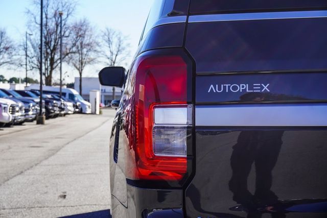 2023 Ford Expedition Max XLT 4x4 - 22957720 - 37