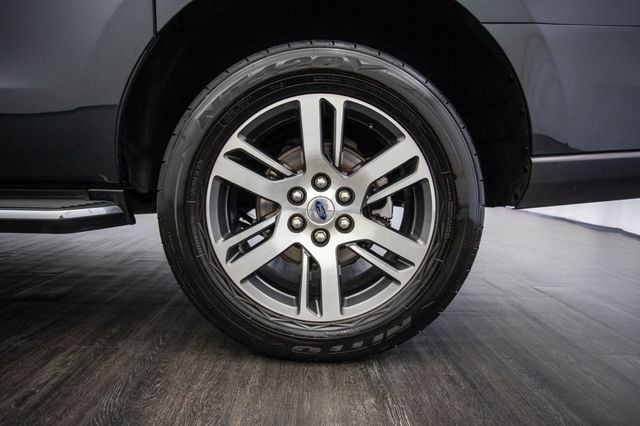 2023 Ford Expedition Max XLT 4x4 - 22942599 - 45