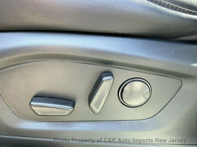 2023 Ford Explorer 4WD,EQUIPMENT GROUP 202A,CO-PILOT 360,HEATED STEERING - 23048777 - 17