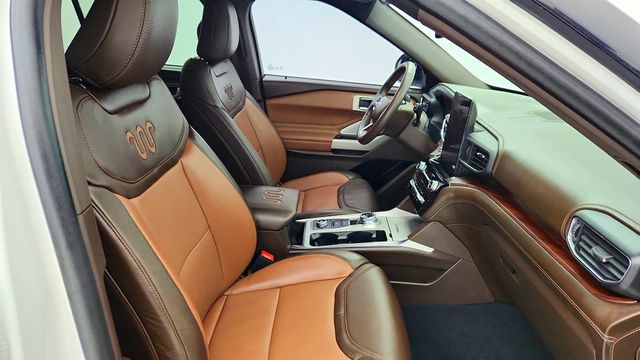 2023 Ford Explorer King Ranch 4WD w/ Twin Panel Moonroof & Technology Package - 23016235 - 25