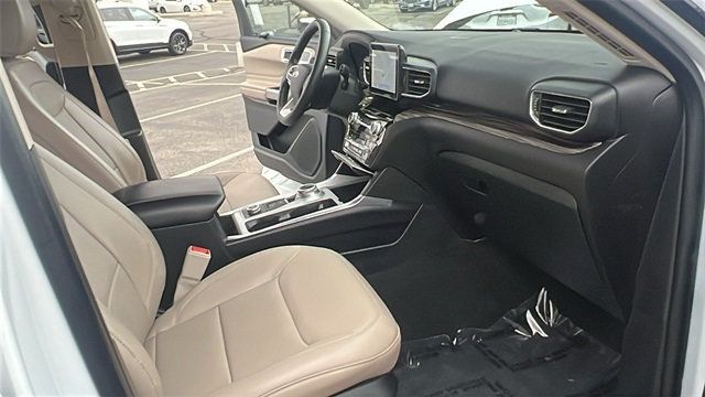2023 Ford Explorer Limited 4WD - 22921126 - 13