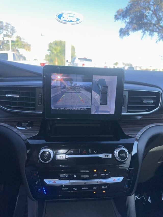 2023 Ford Explorer Limited 4WD - 22921126 - 4