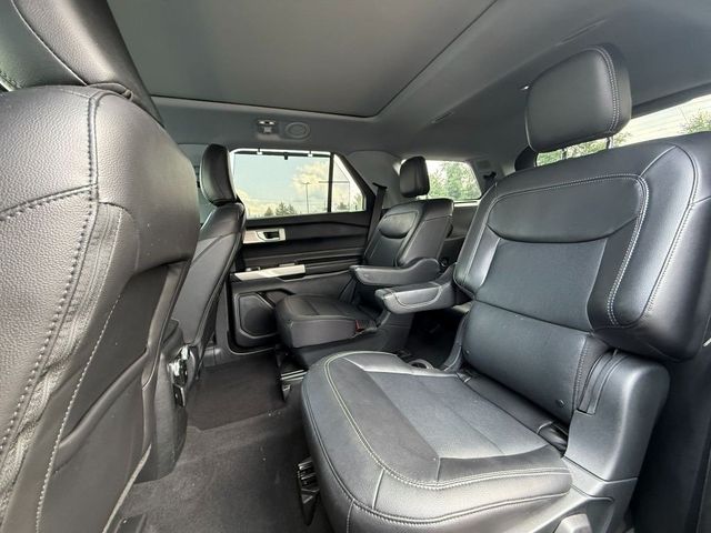 2023 Ford Explorer Limited 4WD w/ Technology Pkg & Twin Panel Moonroof - 23056980 - 19