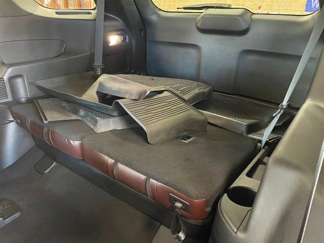 2023 Ford Explorer Platinum 4WD - 23064278 - 23