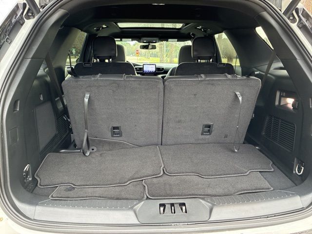 2023 Ford Explorer ST-Line RWD - 22994857 - 16