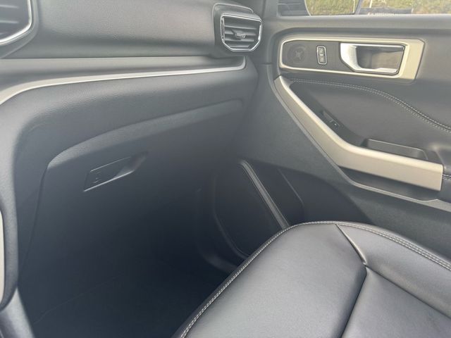 2023 Ford Explorer XLT - 22981664 - 22