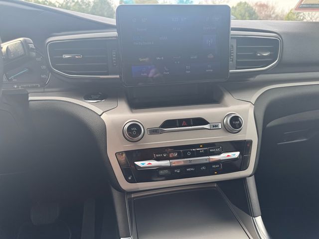 2023 Ford Explorer XLT - 22981681 - 20