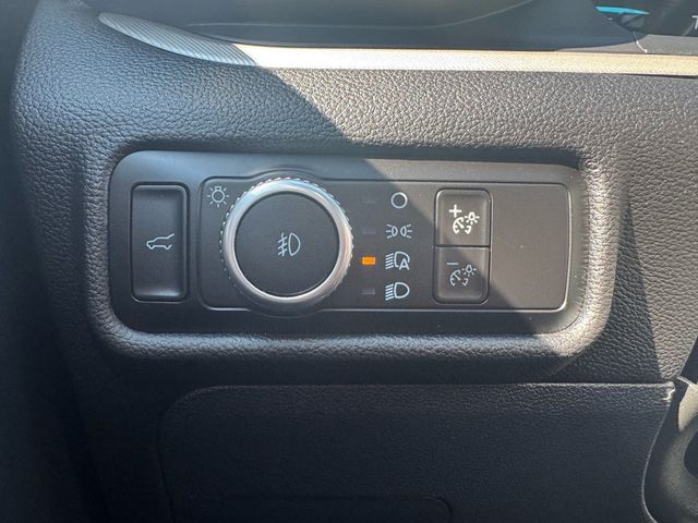 2023 Ford Explorer XLT - 22981694 - 16