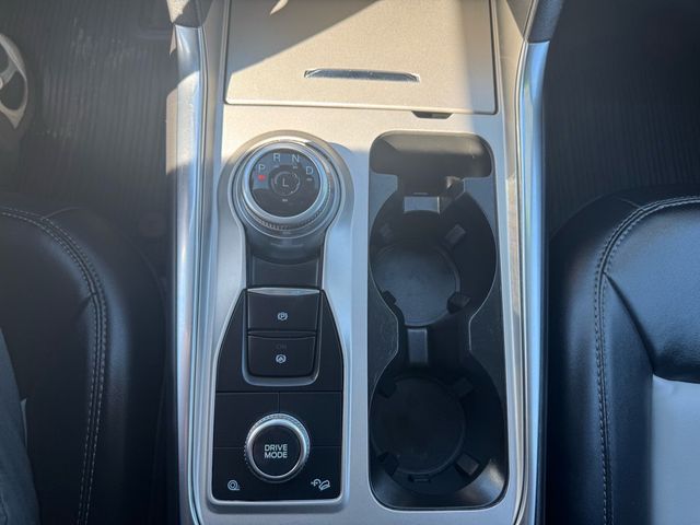 2023 Ford Explorer XLT - 22981694 - 24