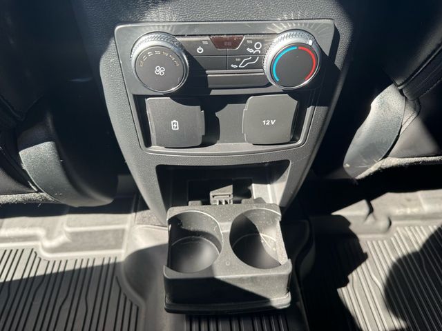 2023 Ford Explorer XLT - 22981694 - 31