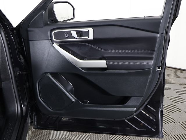 2023 Ford Explorer XLT 4WD - 22954807 - 22