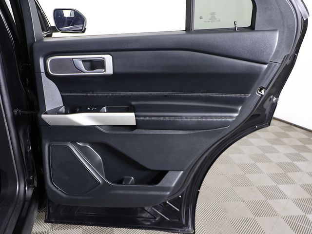 2023 Ford Explorer XLT 4WD - 23086690 - 24
