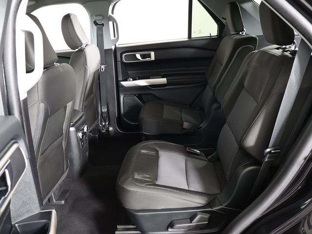 2023 Ford Explorer XLT 4WD - 23086690 - 33