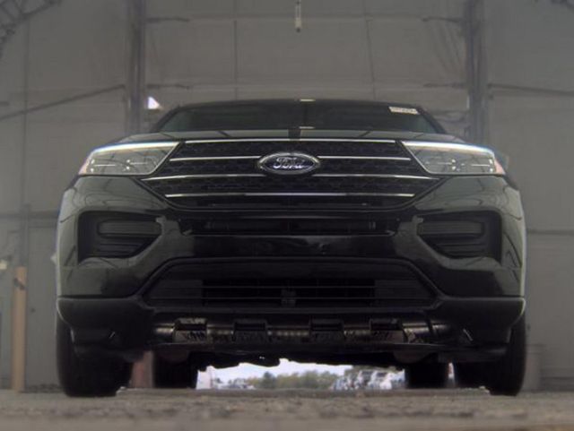 2023 Ford Explorer XLT 4WD - 23086690 - 3