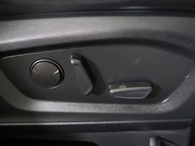 2023 Ford Explorer XLT 4WD - 23027557 - 32