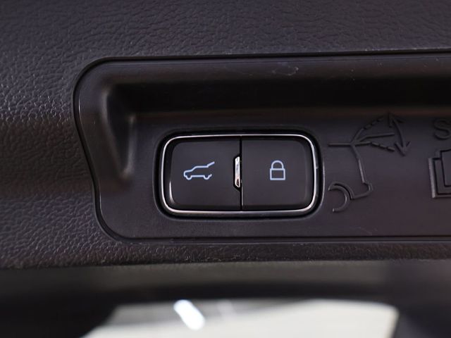 2023 Ford Explorer XLT 4WD - 23040494 - 17