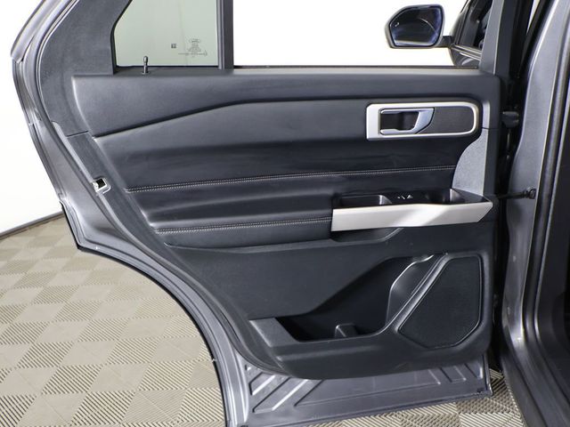 2023 Ford Explorer XLT 4WD - 23040494 - 22