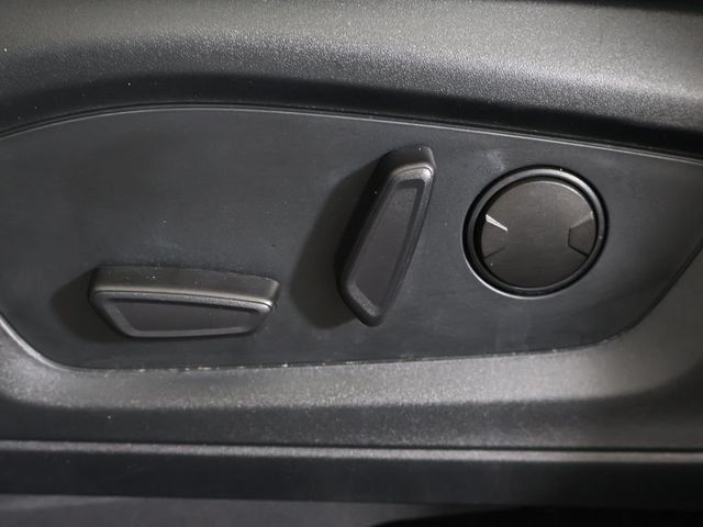 2023 Ford Explorer XLT 4WD - 23040494 - 31