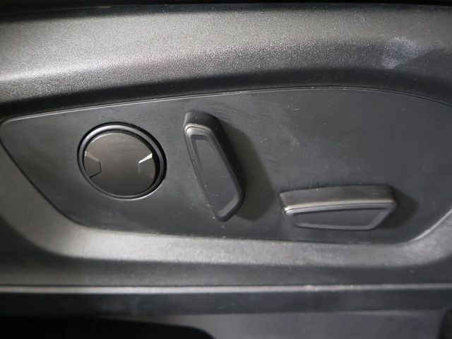 2023 Ford Explorer XLT 4WD - 23040494 - 32