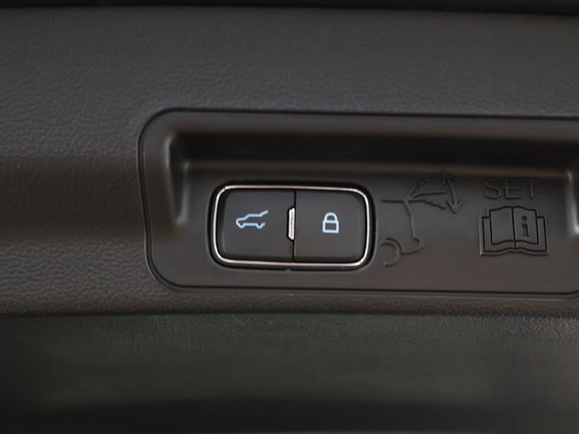 2023 Ford Explorer XLT 4WD - 23043202 - 19