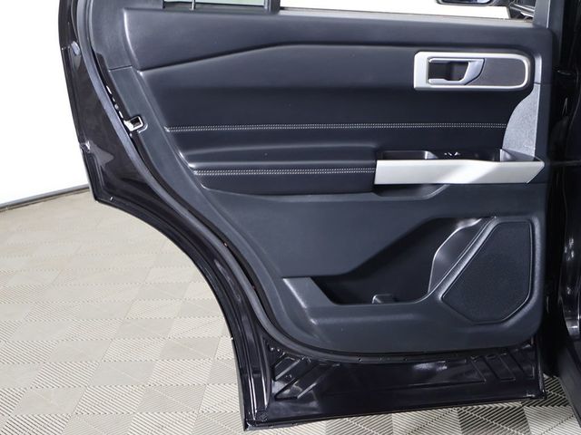2023 Ford Explorer XLT 4WD - 23043204 - 22