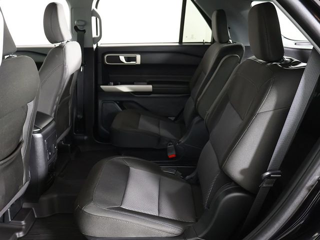 2023 Ford Explorer XLT 4WD - 23043204 - 32