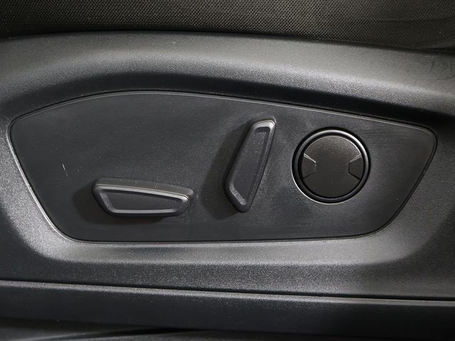 2023 Ford Explorer XLT 4WD - 23043205 - 30