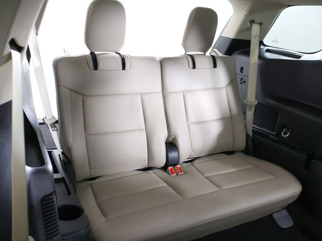 2023 Ford Explorer XLT 4WD - 23087353 - 38