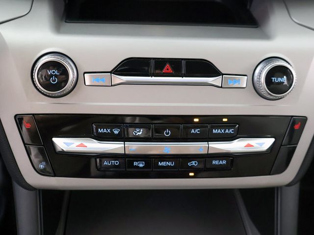 2023 Ford Explorer XLT 4WD - 23087353 - 52