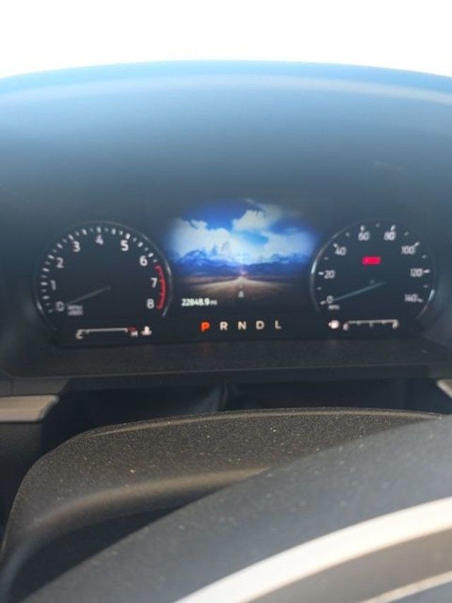 2023 Ford Explorer XLT 4WD - 23000749 - 12