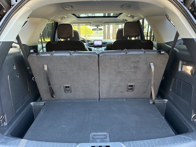 2023 Ford Explorer XLT 4WD - 23000749 - 16