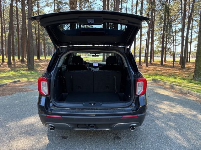 2023 Ford Explorer XLT 4WD - 23000749 - 17