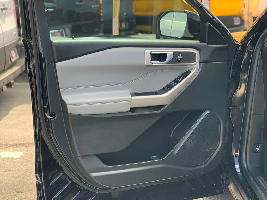 2023 Ford Explorer XLT Fully Loaded RWD - 22922386 - 13