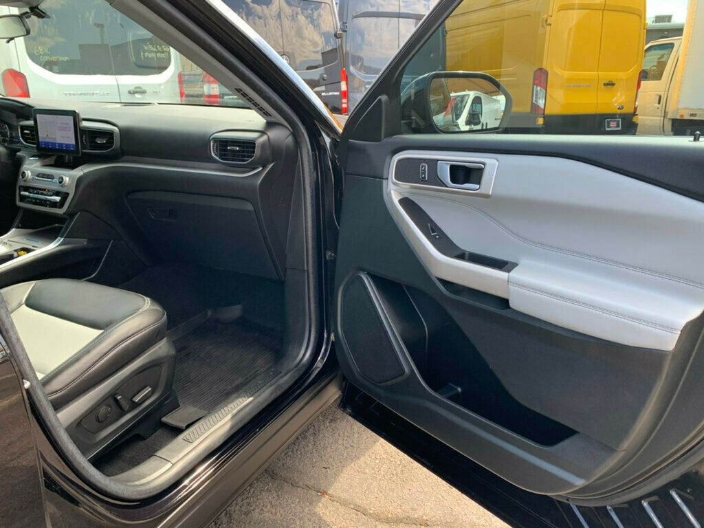 2023 Ford Explorer XLT Fully Loaded RWD - 22922386 - 17